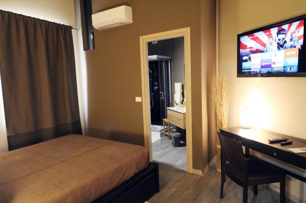 Dimora Nettare Hotell Brindisi Exteriör bild