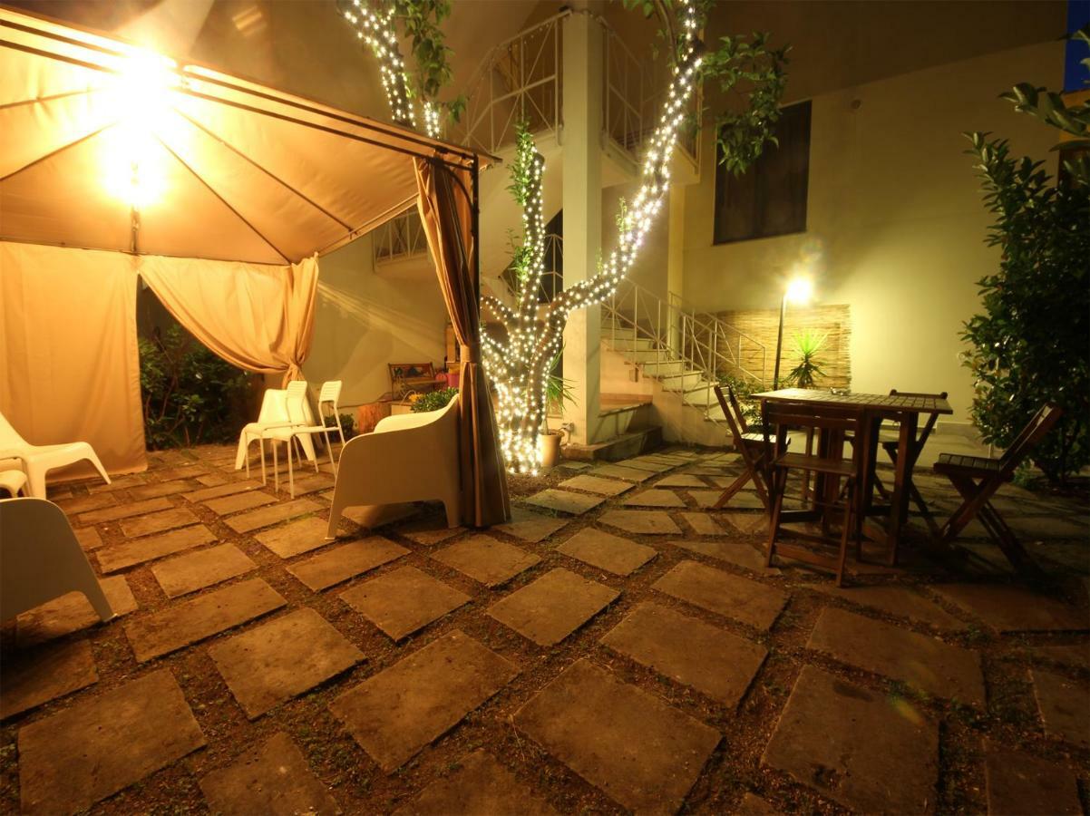 Dimora Nettare Hotell Brindisi Exteriör bild